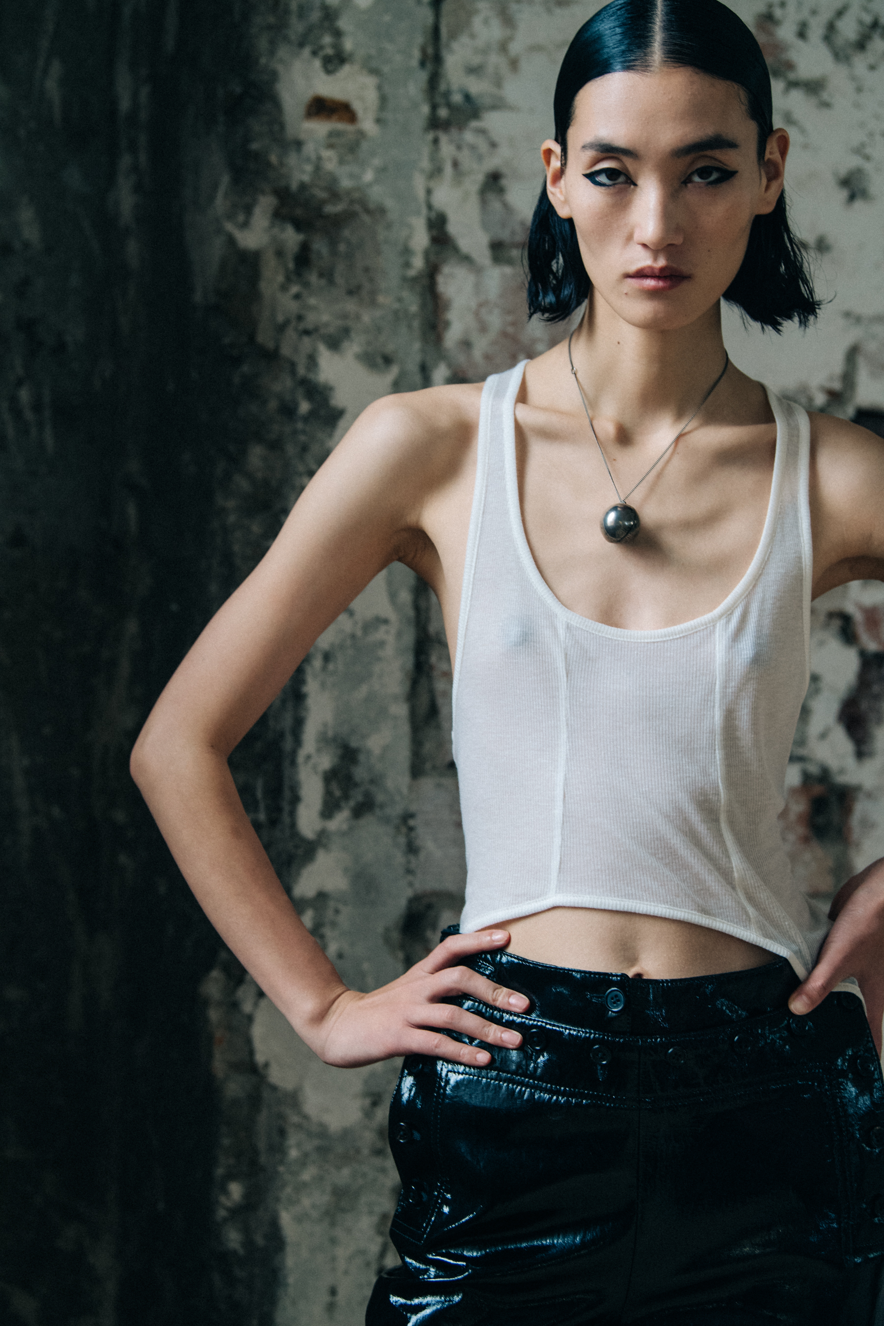 Models wearing white at Ann Demeulemeester