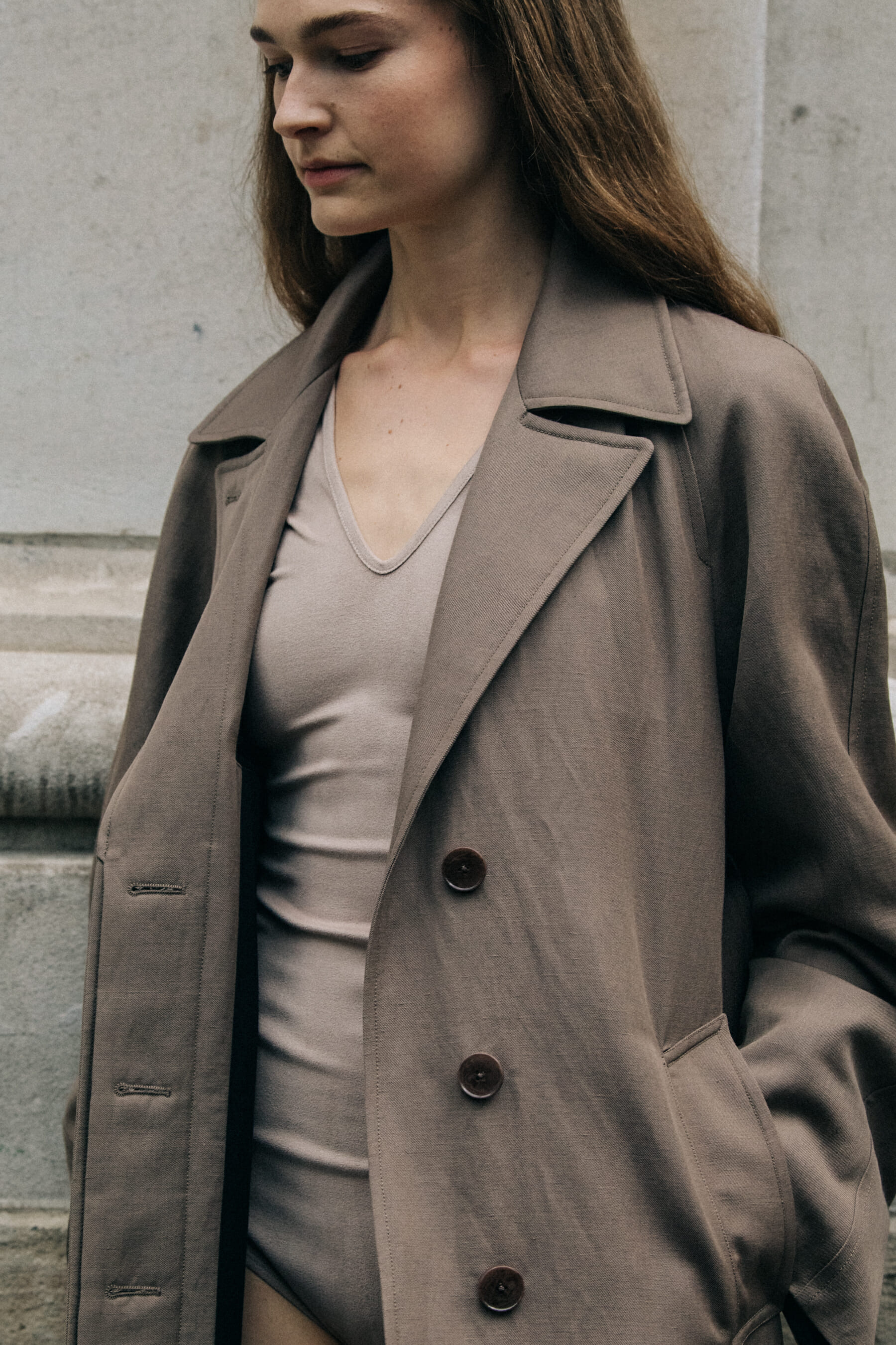 Laura Schoenmakers backstage at Lemaire