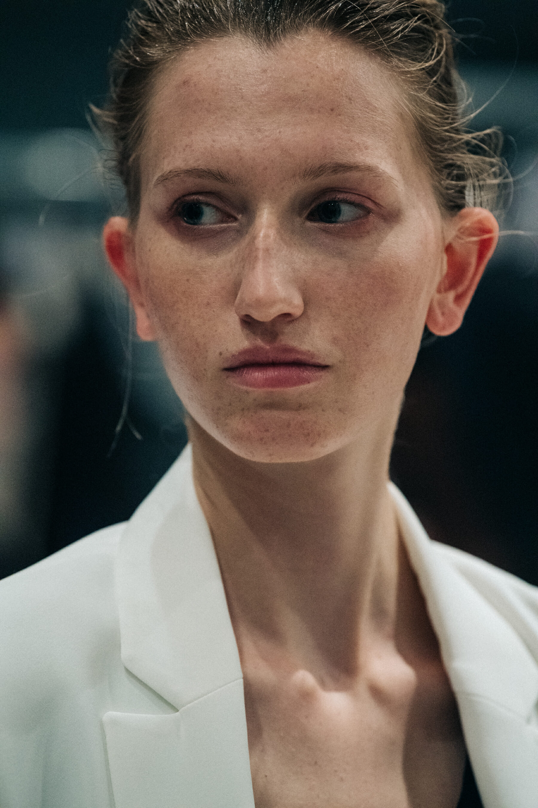 Linda Novotna backstage at Nehera