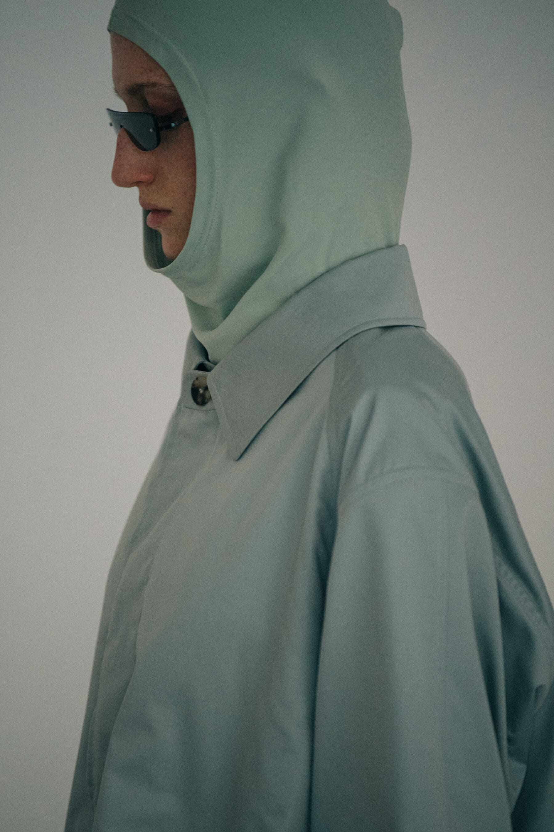 Linda Novotna backstage at Nehera