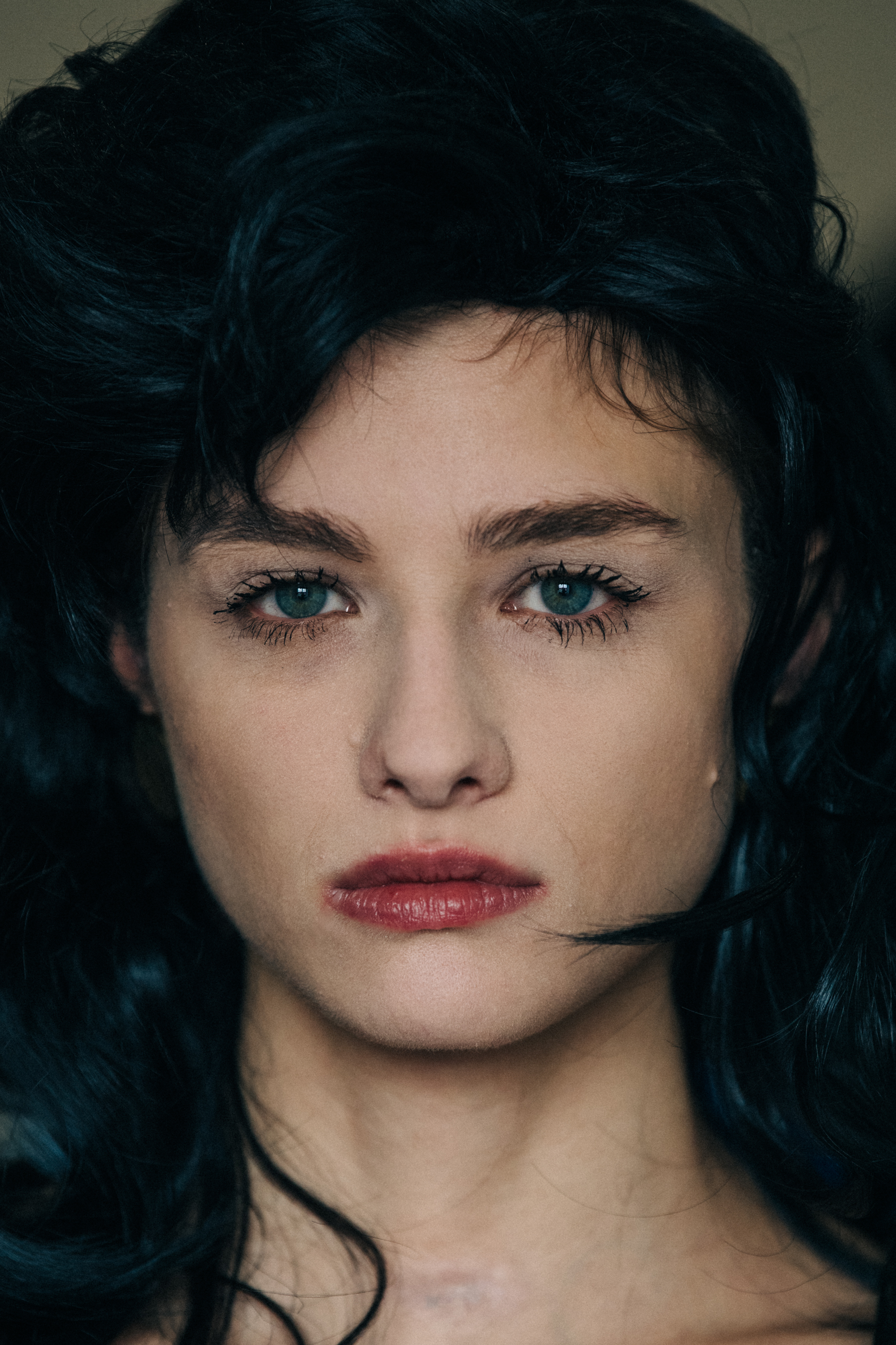 Model wearing wig