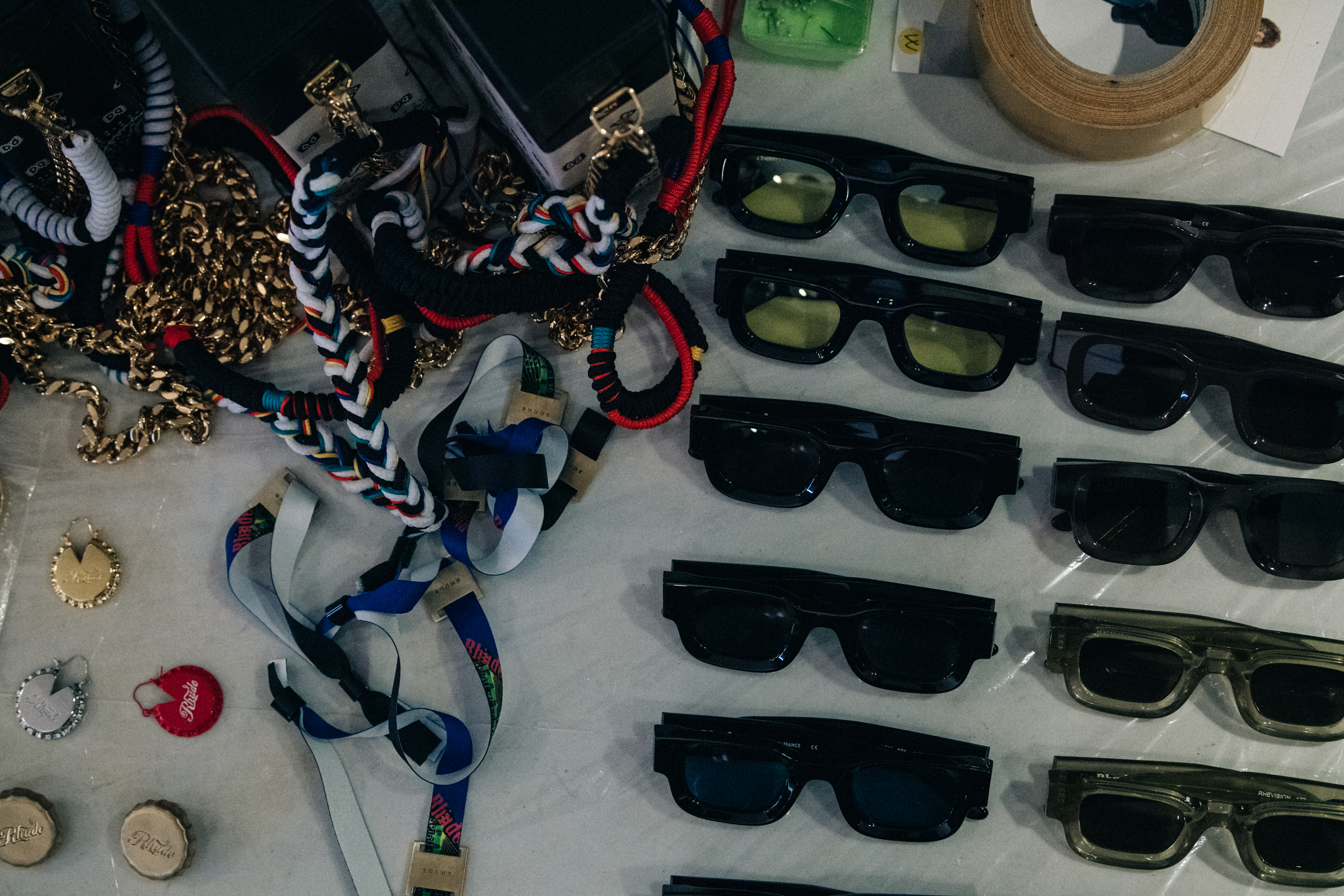 Bags and jewellery at Rhude