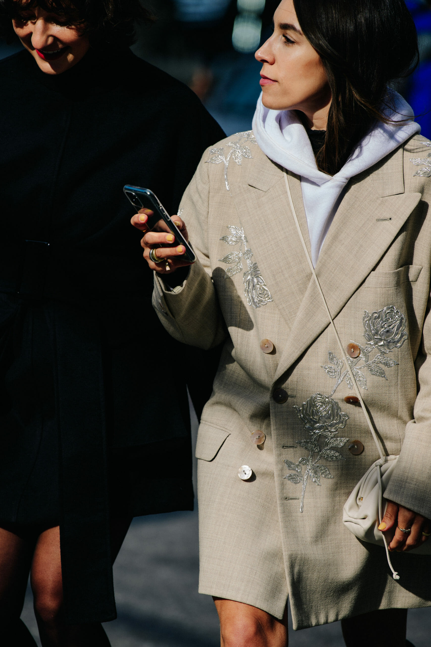 Woman wearing light blazer