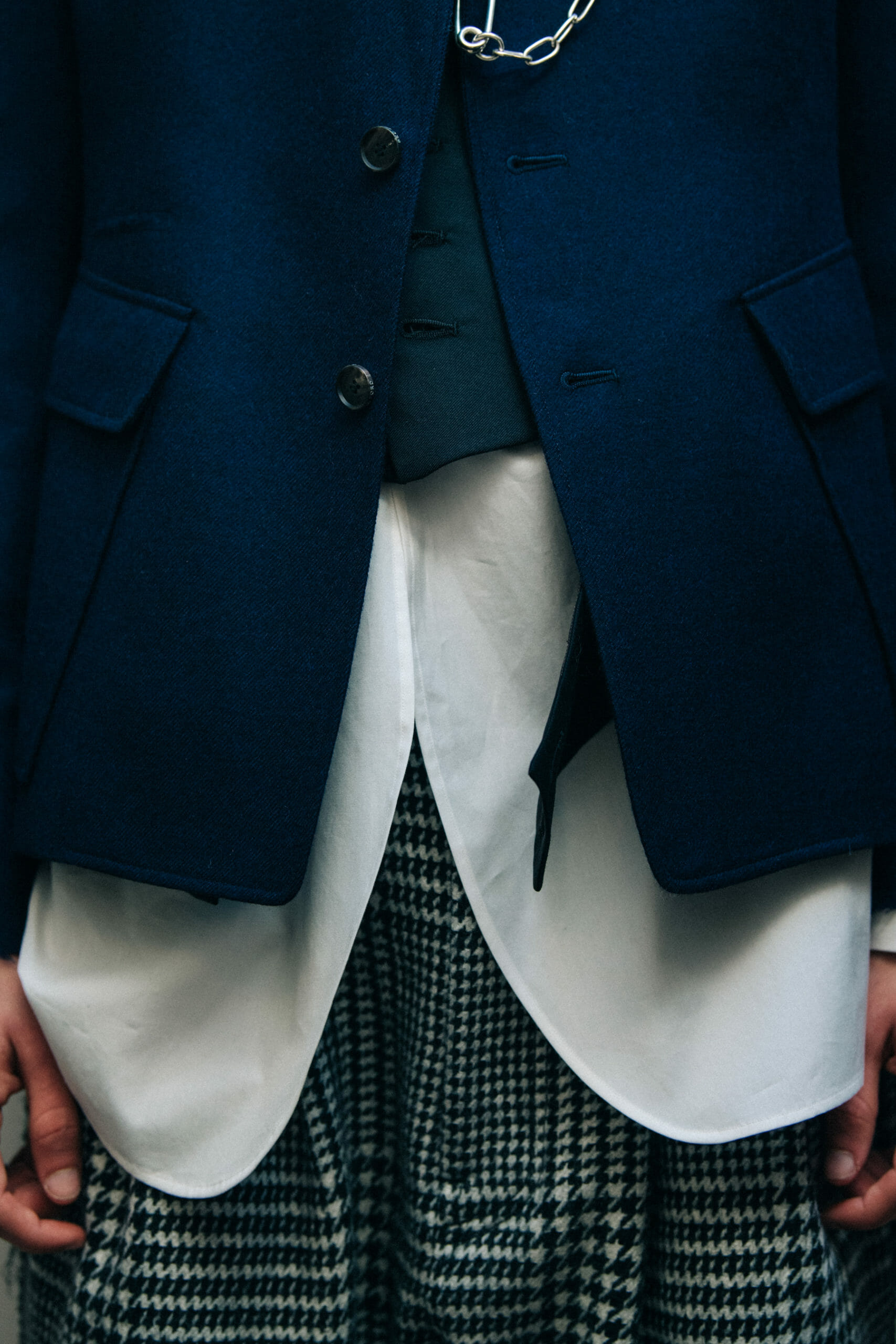 Model wearing blue at BED jw FORD