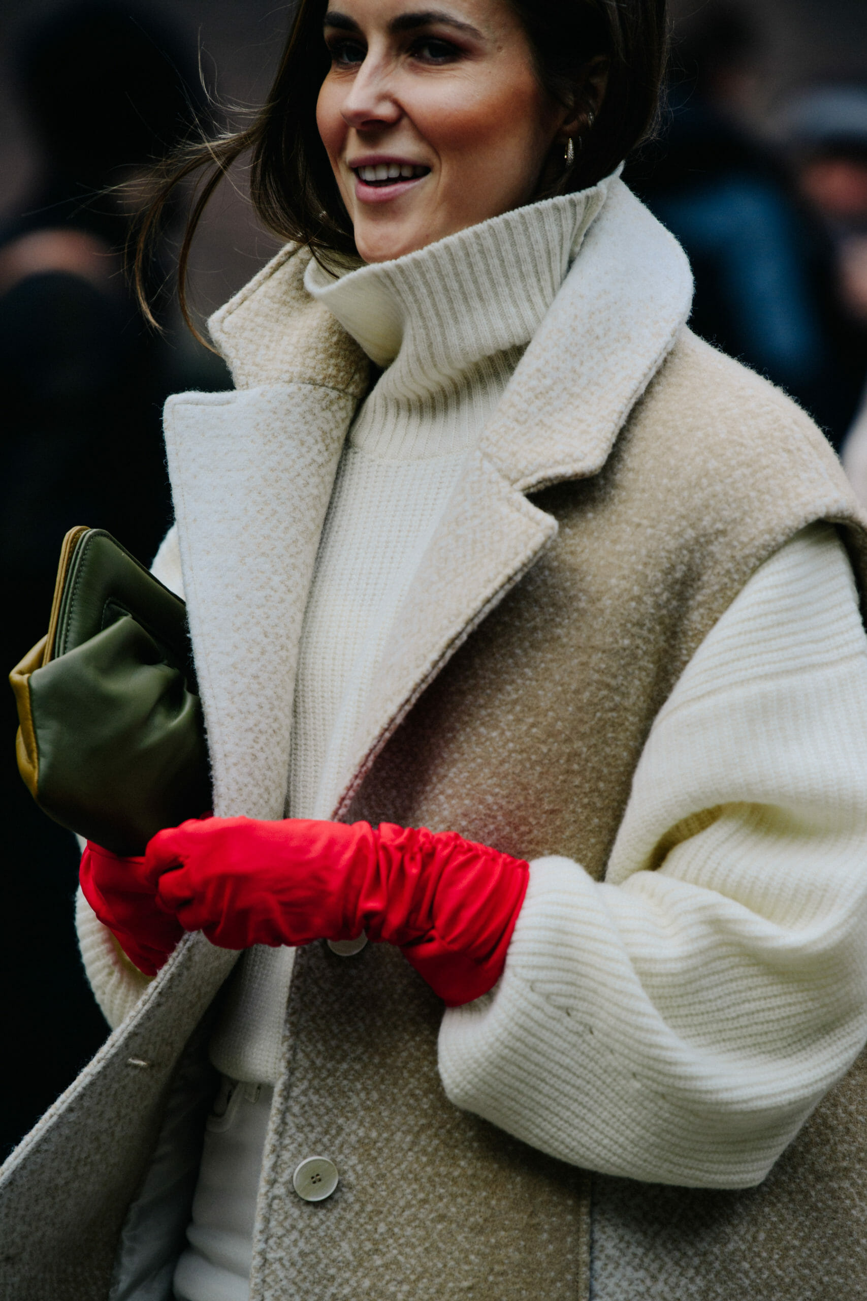 Norwegian woman wearing red gloves