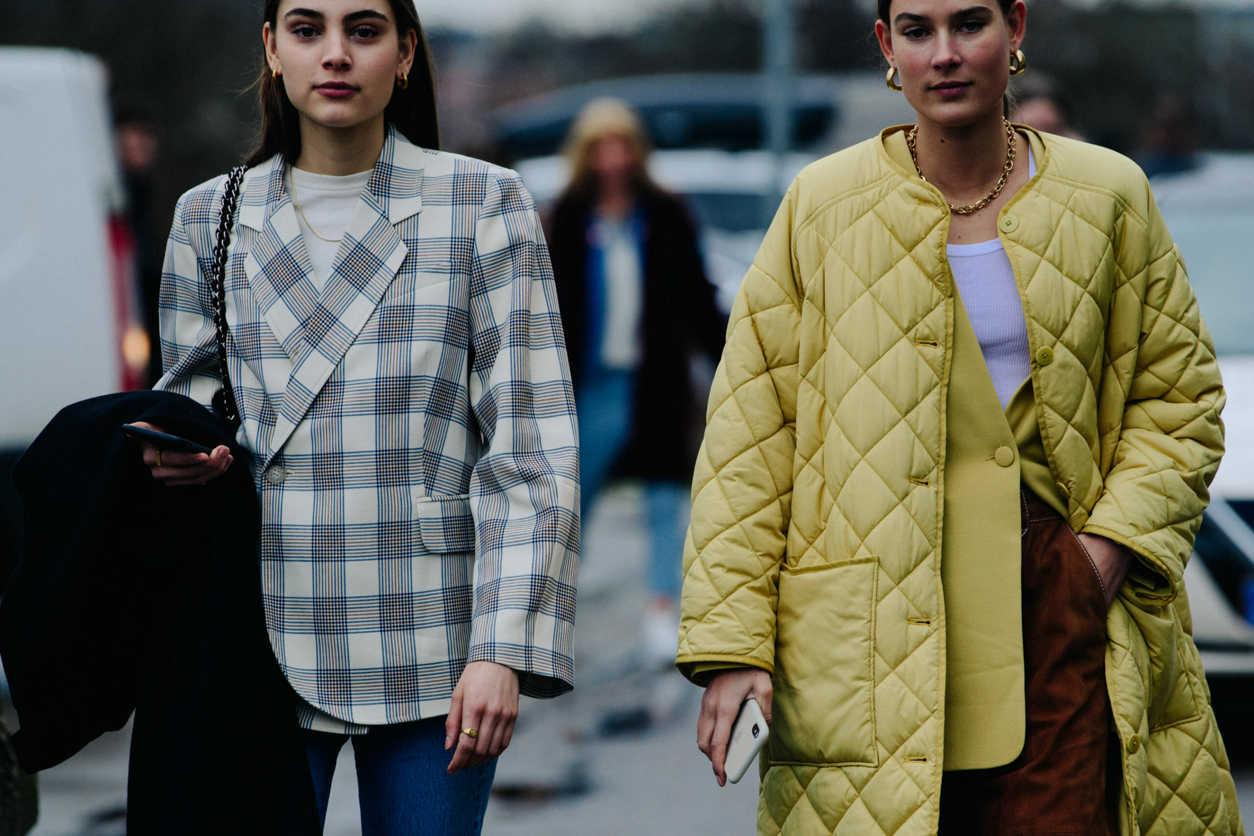 Two Dutch models