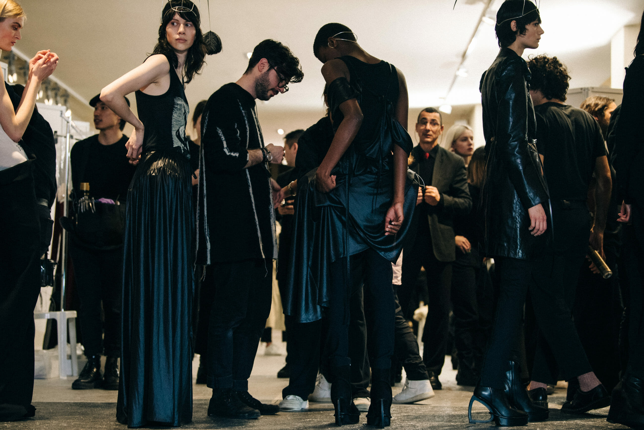 Models wearing black at Ann Demeulemeester