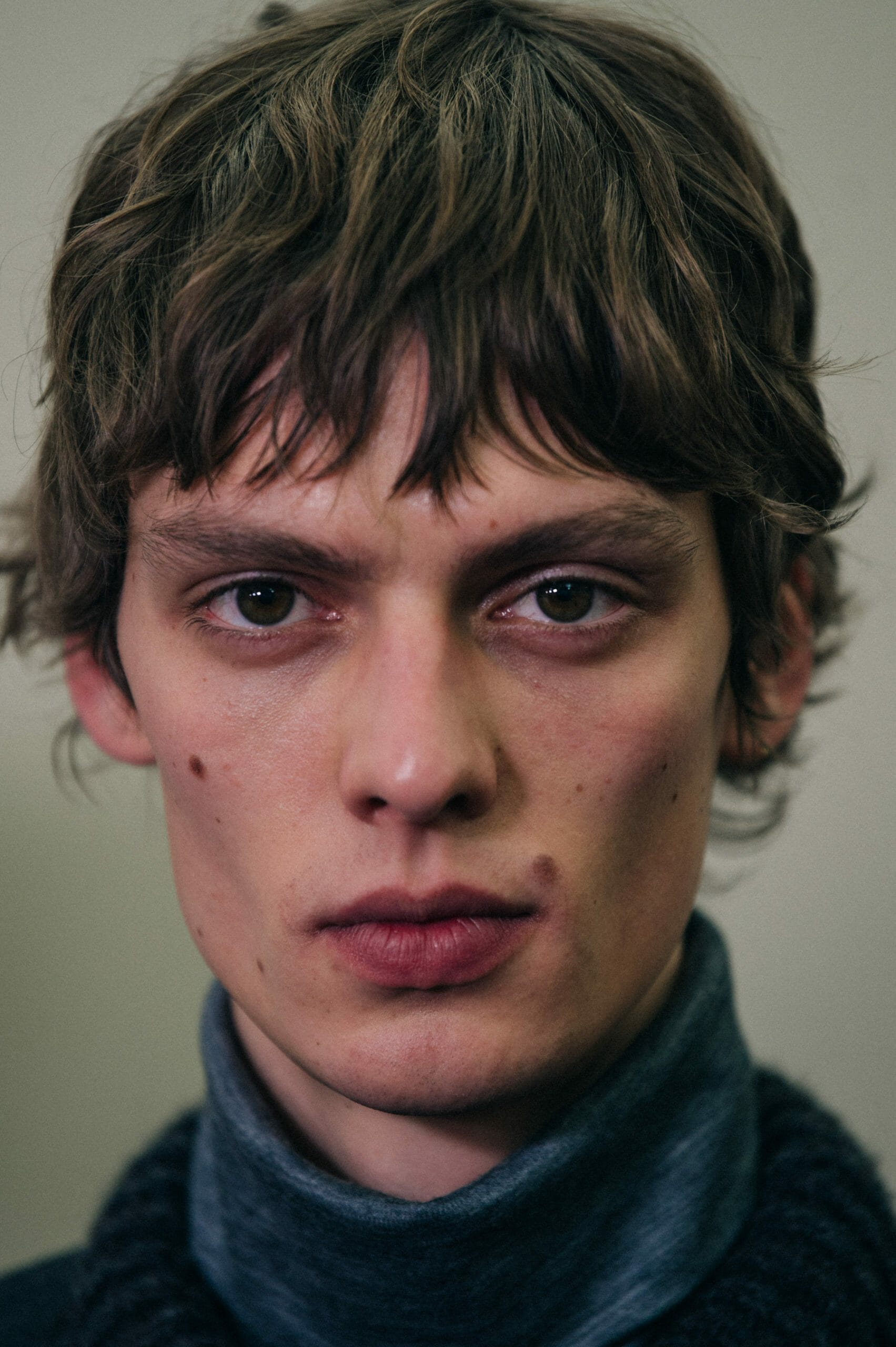Model with messy brown hair