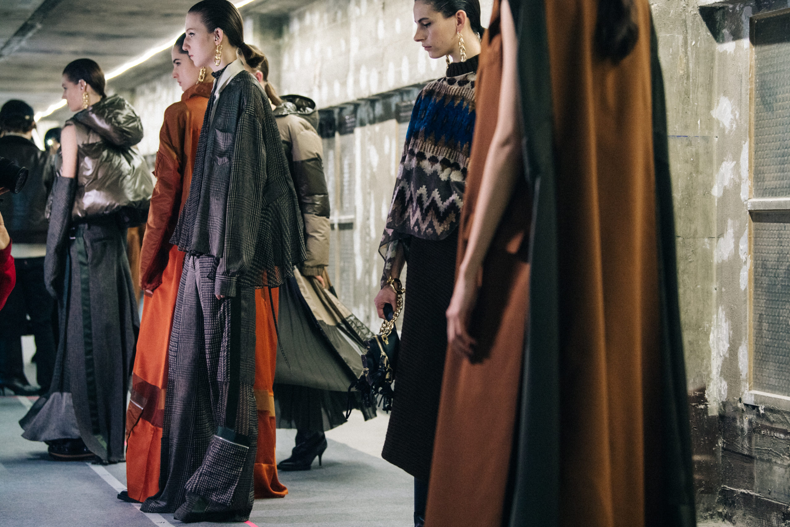 Model wearing brown at Sacai
