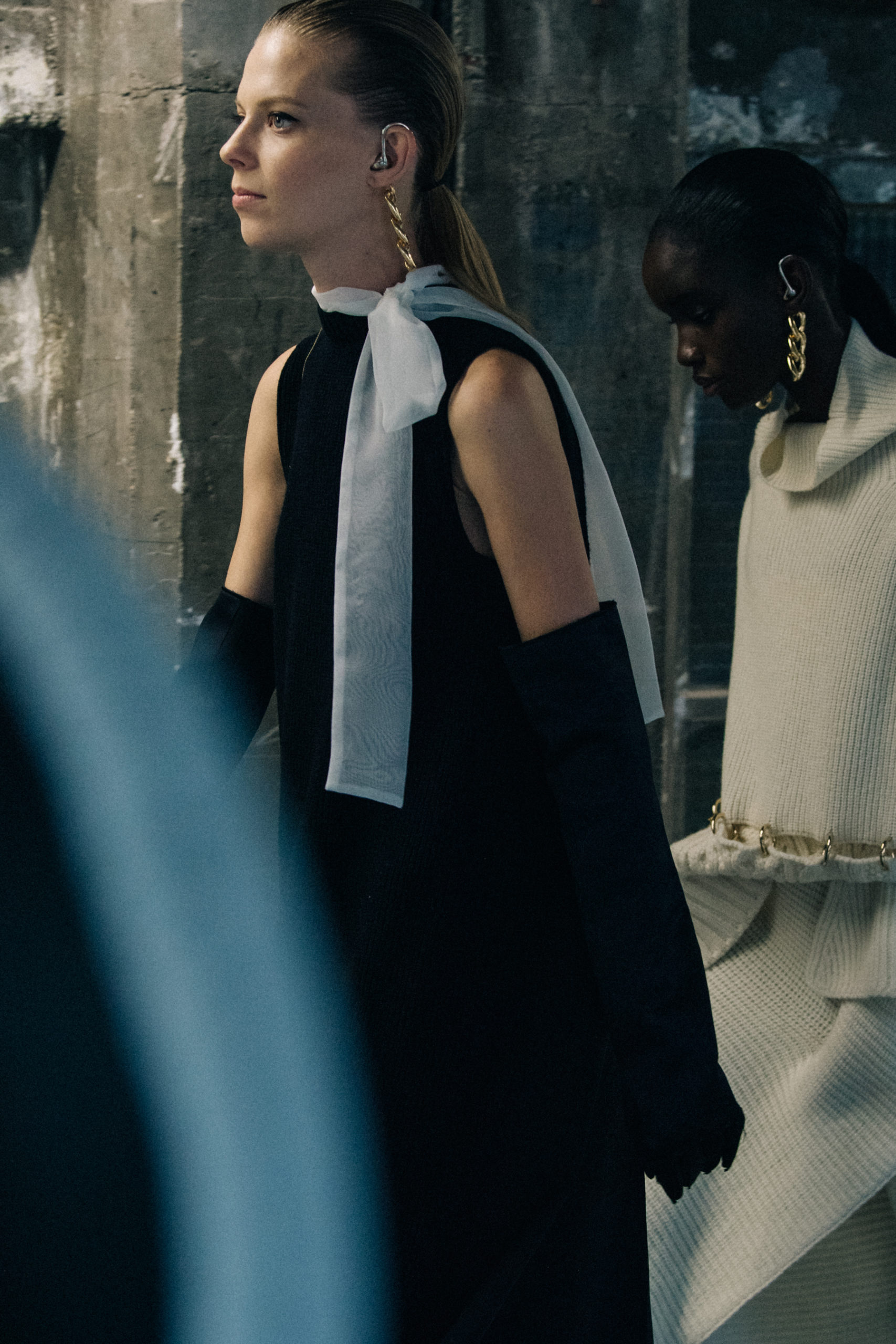 Model wearing black at Sacai